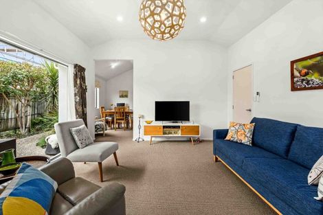 Photo of property in 9a Chambers Street, Havelock North, 4130
