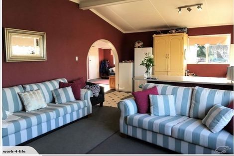 Photo of property in 216 Clyde Street, Balclutha, 9230