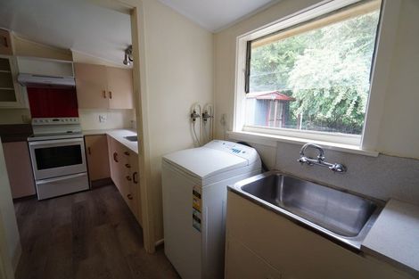 Photo of property in 35 Newbridge Place, Ilam, Christchurch, 8041