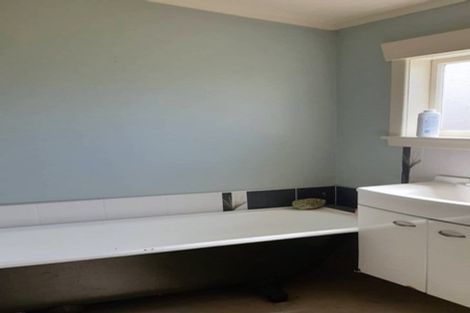 Photo of property in 15 High Street, Eltham, 4322