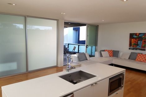 Photo of property in 4/184 Peterborough Street, Christchurch Central, Christchurch, 8013