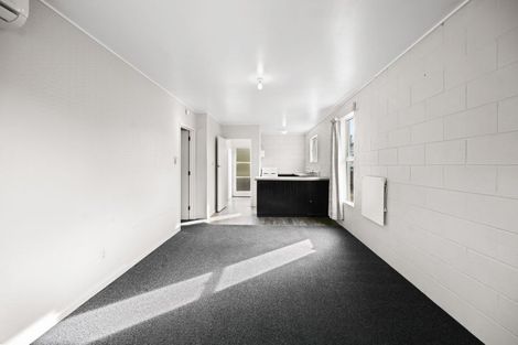 Photo of property in 4/211 River Road, Claudelands, Hamilton, 3214