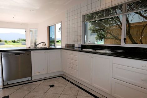 Photo of property in 99b Manly Street, Paraparaumu Beach, Paraparaumu, 5032
