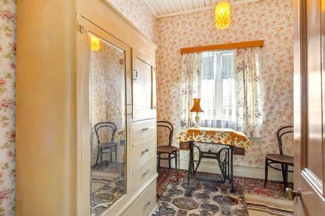 Photo of property in 48 Law Street, Caversham, Dunedin, 9012