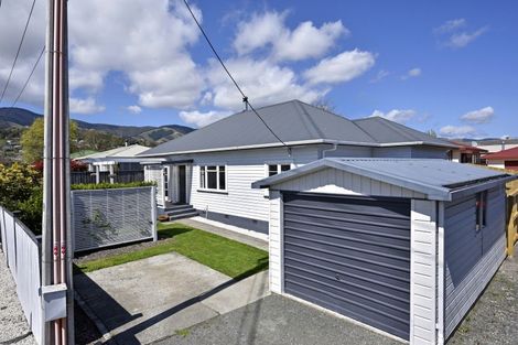 Photo of property in 1/16 Newall Avenue, Stoke, Nelson, 7011