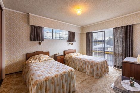 Photo of property in 12 Empire Street, Dannevirke, 4930