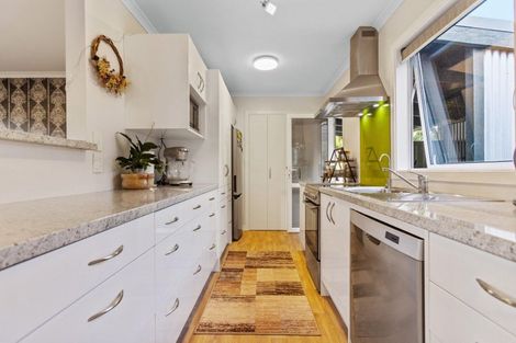 Photo of property in 15 Aronui Road, Bridge Hill, Alexandra, 9320