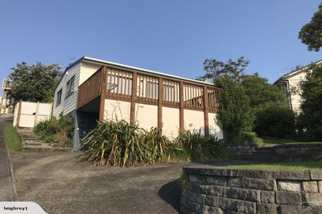 Photo of property in 2/59 Santiago Crescent, Unsworth Heights, Auckland, 0632