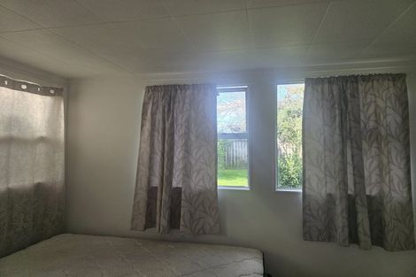 Photo of property in 4 Braeburn Place, Takanini, 2112