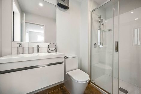Photo of property in 4 Manaakitia Road, Karaka, 2124