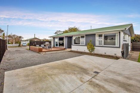 Photo of property in 19 Kathleen Crescent, Hornby, Christchurch, 8042