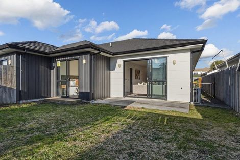 Photo of property in 3/18 Steele Road, Forest Lake, Hamilton, 3200