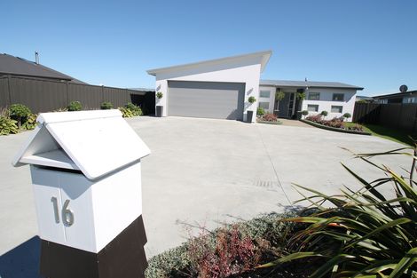 Photo of property in 16 Silver Springs Boulevard, Mosgiel, 9024