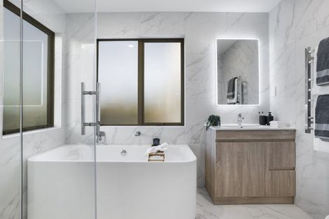 Photo of property in 168 Nile Road, Milford, Auckland, 0620