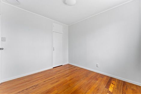 Photo of property in 1/117 Parkhurst Road, Parakai, 0830