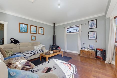 Photo of property in 10 Montaine Place, Maungaturoto, 0520