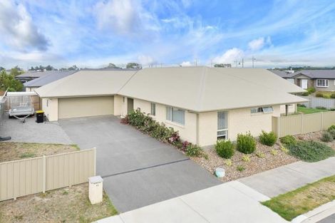 Photo of property in 11 Pakura Street, Pegasus, 7612