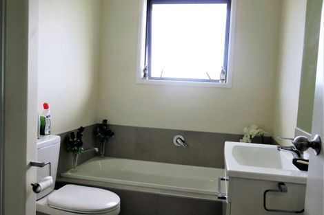 Photo of property in 12 Buchanan Street, Paeroa, 3600