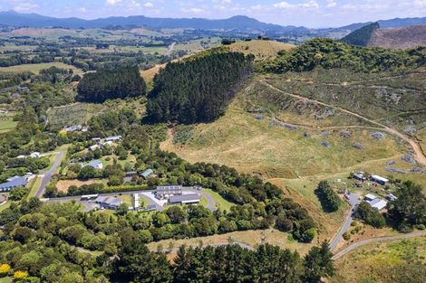 Photo of property in 36a Orchard Road, Waiake, Auckland, 0630