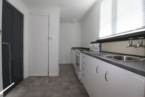 Photo of property in 24 Dacia Street, Lumsden, 9730