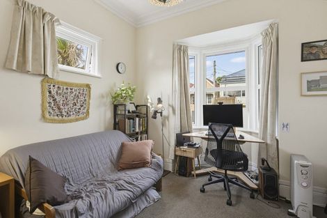 Photo of property in 39 Normanby Street, Newtown, Wellington, 6021