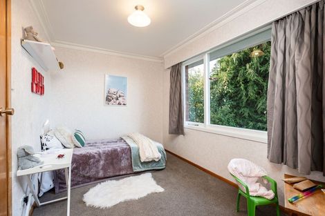Photo of property in 18 Colquhoun Street, Glenross, Dunedin, 9011