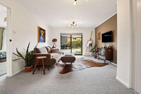 Photo of property in 1 Viscount Road, Waldronville, Dunedin, 9018