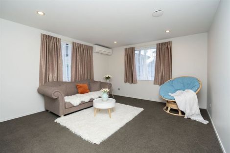 Photo of property in 15 Barwick Place, Huntington, Hamilton, 3210
