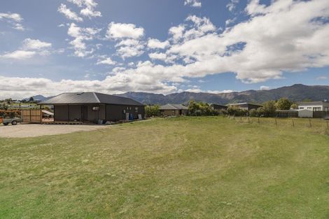 Photo of property in 422a Domain Road, Lake Hawea, 9382