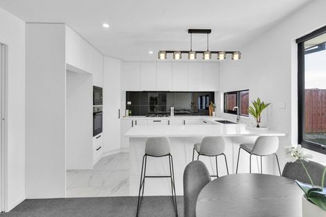 Photo of property in 6 Crosado Place, Rolleston, 7614