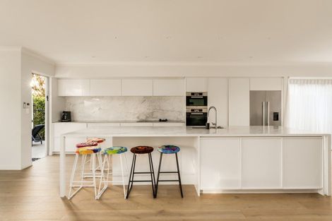 Photo of property in 194 Oceanbeach Road, Mount Maunganui, 3116