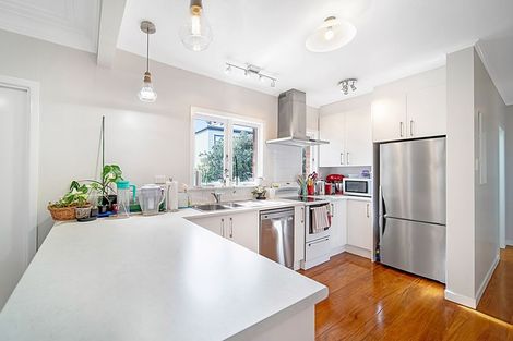 Photo of property in 7a Miami Street, Mangere East, Auckland, 2024