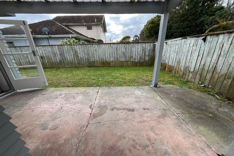 Photo of property in 88 Queenwood Road, Levin, 5510