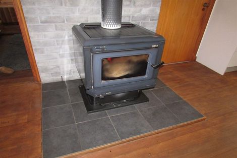 Photo of property in 33 Stafford Street, Blackball, 7804