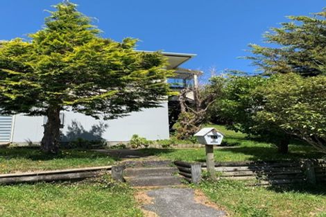 Photo of property in 2/31 Robson Street, Stokes Valley, Lower Hutt, 5019