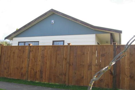 Photo of property in 59 Raglan Avenue, Cloverlea, Palmerston North, 4412