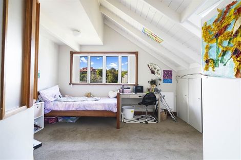 Photo of property in 31 Opoia Road, Hamilton East, Hamilton, 3216