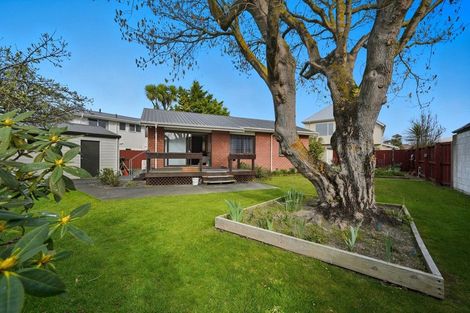 Photo of property in 2/13 Peverel Street, Riccarton, Christchurch, 8011