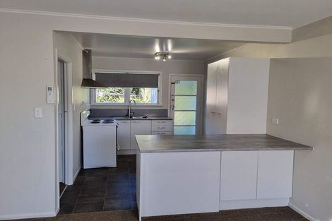Photo of property in 12 Walpole Avenue, Hillpark, Auckland, 2102