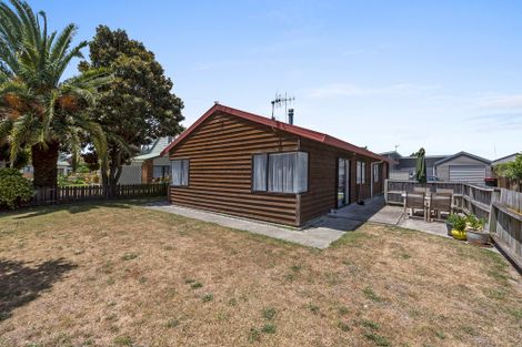 Photo of property in 3a Lyn Grove, Papamoa Beach, Papamoa, 3118