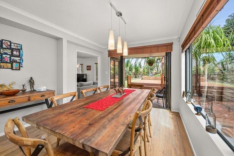 Photo of property in 29 Hogarth Rise, West Harbour, Auckland, 0618