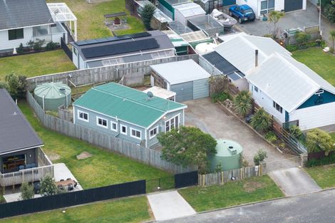 Photo of property in 16 Hydrabad Drive, Waitarere Beach, Levin, 5510