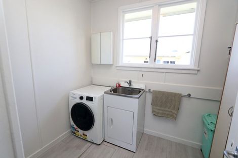 Photo of property in 59 Mcmurdo Street, Tinwald, Ashburton, 7700