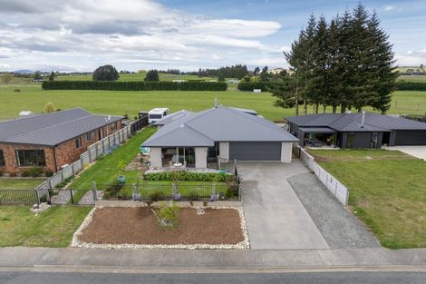 Photo of property in 61 Orbell Crescent, Te Anau, 9679