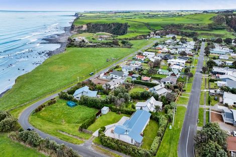 Photo of property in 3 Hira Street, Ohawe, Hawera, 4671