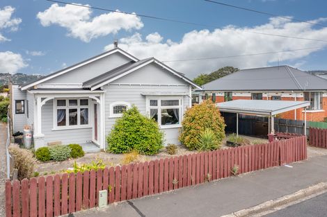 Photo of property in 18 Eskvale Street, Saint Kilda, Dunedin, 9012
