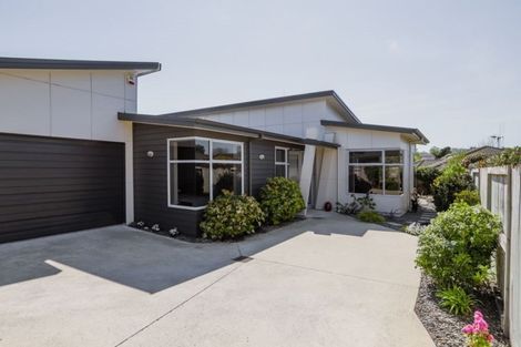 Photo of property in 31 Mickelson Avenue, Rototuna, Hamilton, 3210