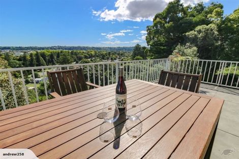 Photo of property in 23 Wairere Road, Bastia Hill, Whanganui, 4500