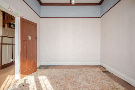 Photo of property in 36 Mcphee Street, Dannevirke, 4930