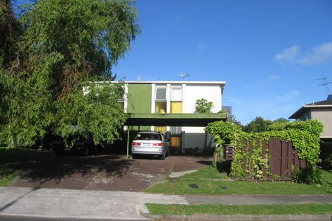 Photo of property in 1/12 Cruickshank Crescent, Meadowbank, Auckland, 1072
